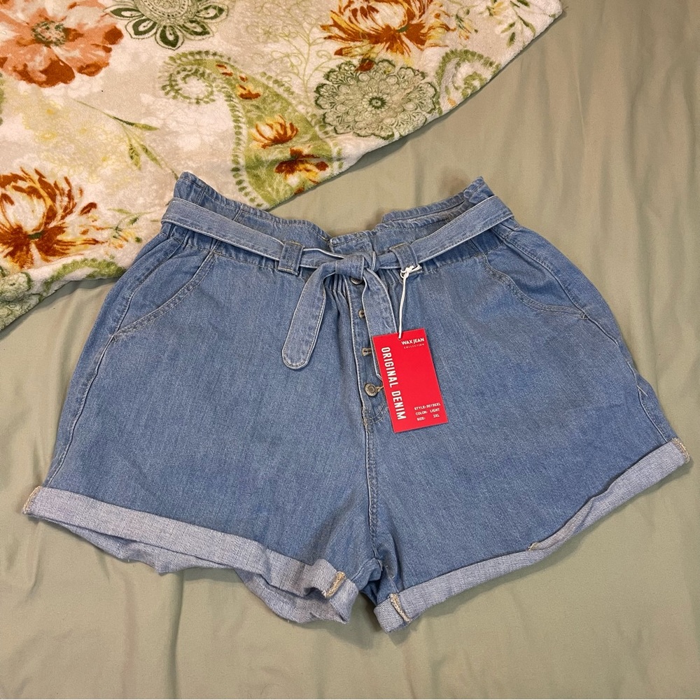 Wax Los Angeles plus paper bag jean shorts NWT